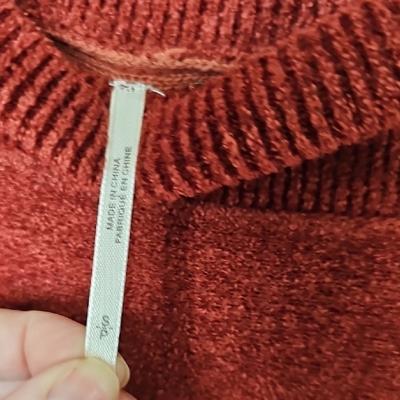 Free People Cozy Chic Red Off-the-Shoulder Boatneck Sweater Chenille feel Small - Picture 6 of 8